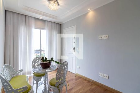 Sala de Estar de apartamento à venda com 2 quartos, 65m² em Vila Diva, São Paulo