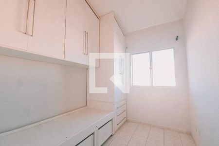 Quarto 1 de apartamento para alugar com 2 quartos, 56m² em Cosme de Farias, Salvador