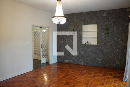 Sala de casa para alugar com 4 quartos, 280m² em Jardim das Bandeiras, São Paulo