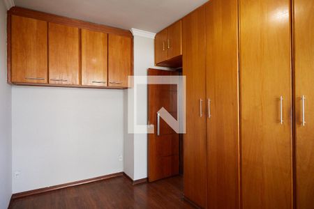 Quarto 1 de apartamento para alugar com 2 quartos, 72m² em Sagrada Família, Belo Horizonte