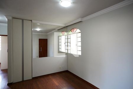 Sala de apartamento para alugar com 2 quartos, 72m² em Sagrada Família, Belo Horizonte