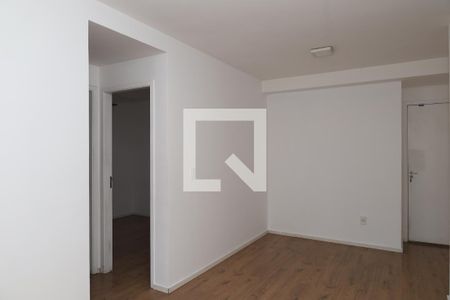 Sala de apartamento para alugar com 2 quartos, 48m² em Vila Carmosina, São Paulo