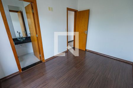 Suíte de apartamento à venda com 3 quartos, 80m² em Sinimbu, Belo Horizonte