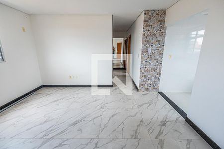 Sala de apartamento à venda com 3 quartos, 80m² em Sinimbu, Belo Horizonte