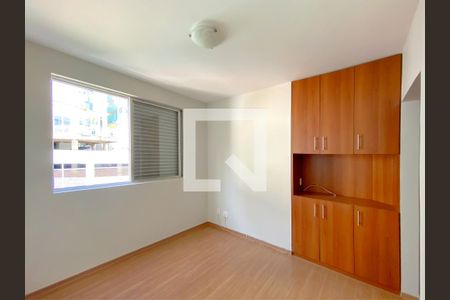 Suite de apartamento à venda com 4 quartos, 125m² em Buritis, Belo Horizonte