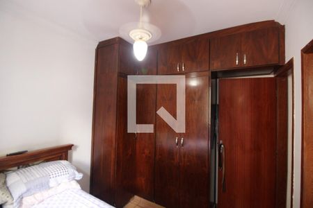 Quarto 1 de apartamento à venda com 3 quartos, 60m² em Buritis, Belo Horizonte