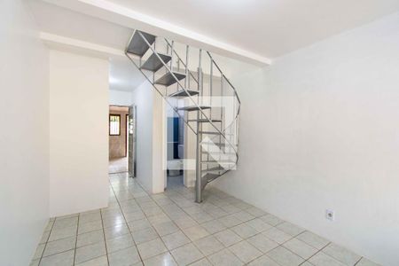 Sala de casa de condomínio para alugar com 2 quartos, 45m² em Rio Branco, Canoas