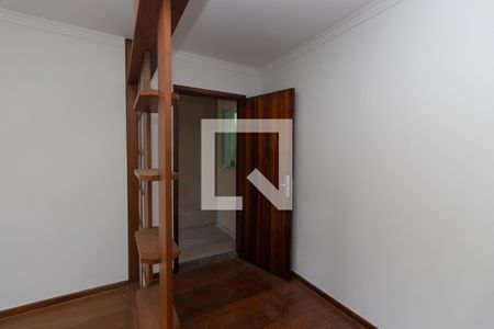 Sala de casa à venda com 3 quartos, 199m² em Vila Gustavo, São Paulo