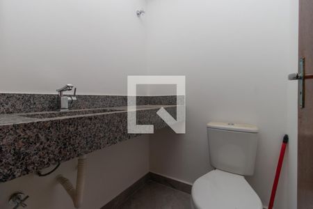 Lavabo de casa à venda com 3 quartos, 199m² em Vila Gustavo, São Paulo