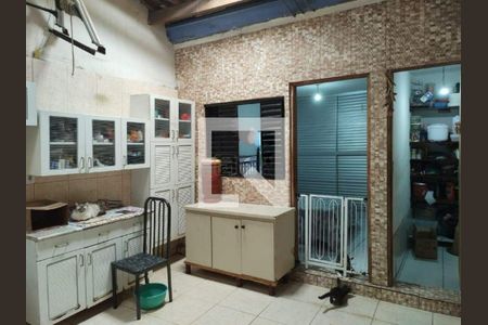 Casa à venda com 190m², 3 quartos e 2 vagas