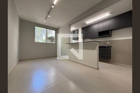 Apartamento à venda com 2 quartos, 47m² em Cidade dos Bandeirantes, São Paulo