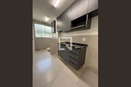 Apartamento à venda com 2 quartos, 47m² em Cidade dos Bandeirantes, São Paulo