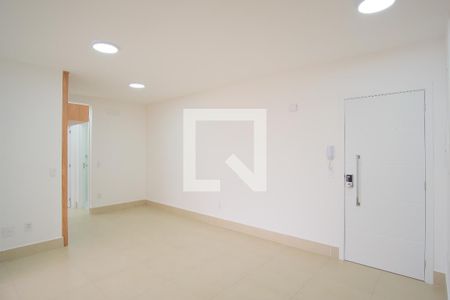 Sala de apartamento para alugar com 2 quartos, 67m² em Vila Azevedo, São Paulo