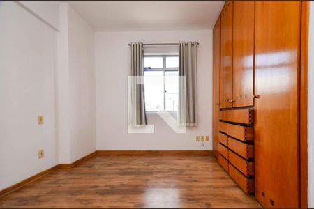 Quarto 2 de apartamento para alugar com 2 quartos, 80m² em Centro, Belo Horizonte