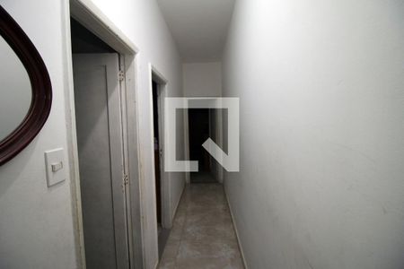 Corredor de apartamento para alugar com 2 quartos, 72m² em Irajá, Rio de Janeiro