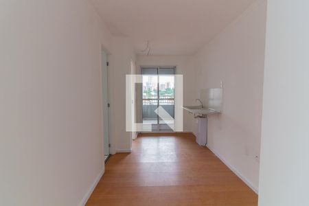 Sala / Cozinha de apartamento para alugar com 1 quarto, 93m² em Lapa, São Paulo