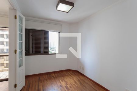 Quarto 1 de apartamento à venda com 2 quartos, 90m² em Moema, São Paulo