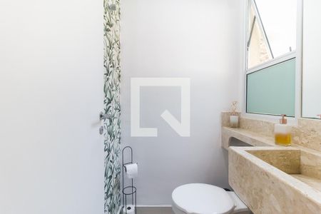 Lavabo de casa de condomínio para alugar com 4 quartos, 120m² em Jardim Sao Pedro, Mogi das Cruzes