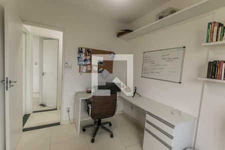 Quarto / Escritório de apartamento para alugar com 3 quartos, 70m² em Pernambués, Salvador