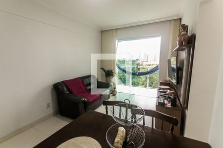 Sala de apartamento para alugar com 3 quartos, 70m² em Pernambués, Salvador