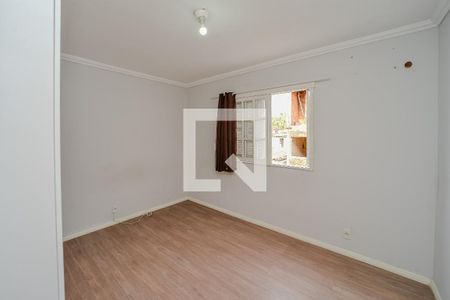 Quarto de apartamento para alugar com 1 quarto, 75m² em Jardim Itu, Porto Alegre