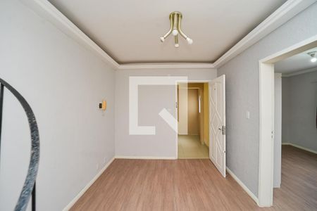 Sala 1 de apartamento para alugar com 1 quarto, 75m² em Jardim Itu, Porto Alegre