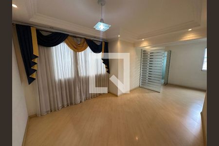 Sala de apartamento à venda com 2 quartos, 56m² em Jardim Santa Clara, Guarulhos