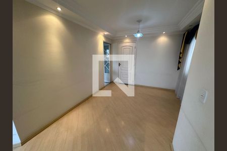 Sala de apartamento à venda com 2 quartos, 56m² em Jardim Santa Clara, Guarulhos