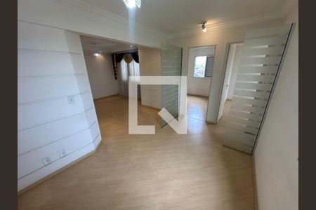 Sala de apartamento à venda com 2 quartos, 56m² em Jardim Santa Clara, Guarulhos