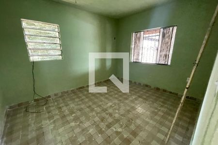 Quarto de casa para alugar com 3 quartos, 60m² em Vila Leopoldina, Duque de Caxias