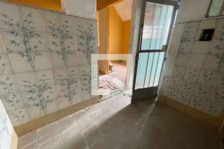 Cozinha de casa para alugar com 1 quarto, 50m² em Vila Leopoldina, Duque de Caxias