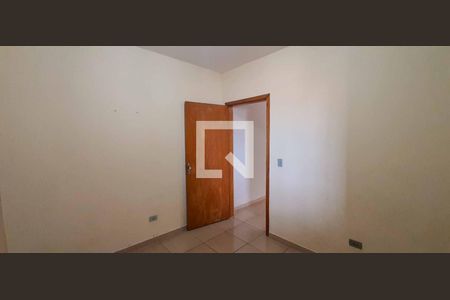 Quarto de casa para alugar com 1 quarto, 70m² em Santa Maria, Osasco