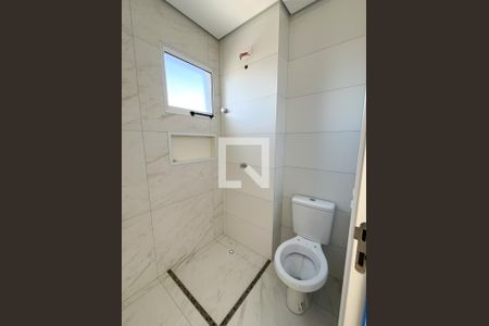 Banheiro de apartamento para alugar com 1 quarto, 45m² em Vila Mangalot, São Paulo