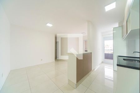 Sala de apartamento para alugar com 2 quartos, 65m² em Vila Curuçá, Santo André