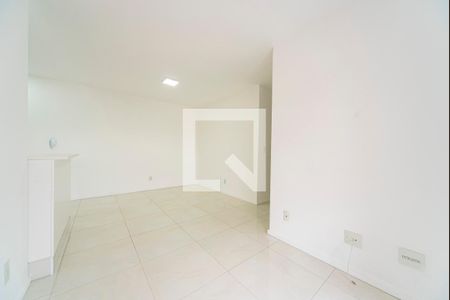 Sala de apartamento para alugar com 2 quartos, 65m² em Vila Curuçá, Santo André