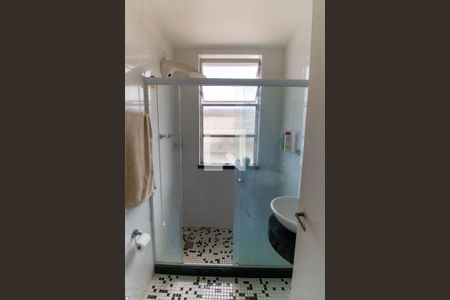 Apartamento à venda com 110m², 3 quartos e 1 vaga Apartamento à venda com 110m², 3 quartos e 1 vagaBanheiro Social 1