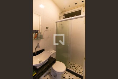 Apartamento à venda com 110m², 3 quartos e 1 vaga Apartamento à venda com 110m², 3 quartos e 1 vagaBanheiro Social 2