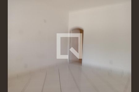 Sala de casa para alugar com 2 quartos, 113m² em Vila Assuncao, Praia Grande