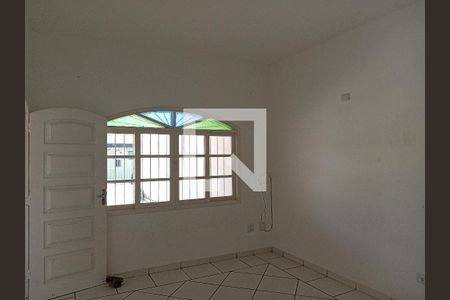 Sala de casa para alugar com 2 quartos, 113m² em Vila Assuncao, Praia Grande