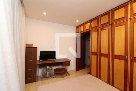 Quarto 1 de apartamento à venda com 3 quartos, 200m² em Jardim Guanabara, Rio de Janeiro