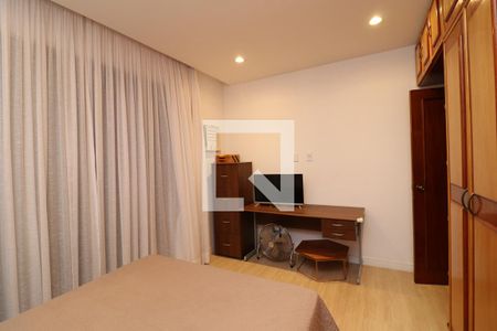 Quarto 1 de apartamento à venda com 3 quartos, 200m² em Jardim Guanabara, Rio de Janeiro