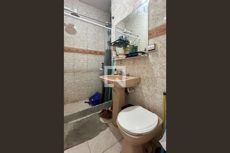 Banheiro de apartamento à venda com 1 quarto, 29m² em Copacabana, Rio de Janeiro