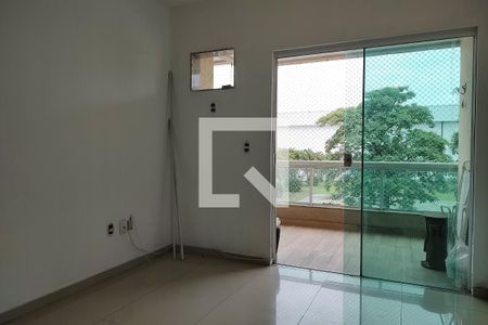 Sala de apartamento para alugar com 3 quartos, 80m² em Taquara, Rio de Janeiro