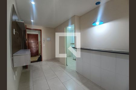 Sala de apartamento para alugar com 2 quartos, 70m² em Recreio dos Bandeirantes, Rio de Janeiro