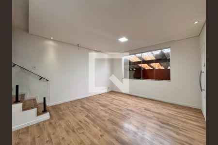 Sala de casa para alugar com 3 quartos, 169m² em Vila Camilópolis, Santo André