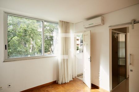 Apartamento para alugar com 2 quartos, 80m² em Santa Efigênia, Belo Horizonte