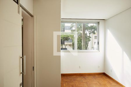 Apartamento para alugar com 2 quartos, 80m² em Santa Efigênia, Belo Horizonte