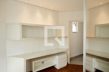 Apartamento para alugar com 2 quartos, 80m² em Santa Efigênia, Belo Horizonte