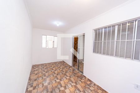 Sala de casa para alugar com 2 quartos, 34m² em Vila Dalila, São Paulo