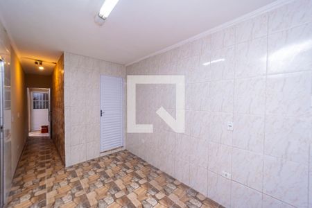 Cozinha de casa para alugar com 2 quartos, 34m² em Vila Dalila, São Paulo